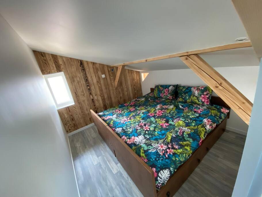 Renove Au Bord Du St Point Montperreux