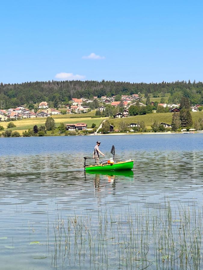 Renove Au Bord Du St Point * Montperreux