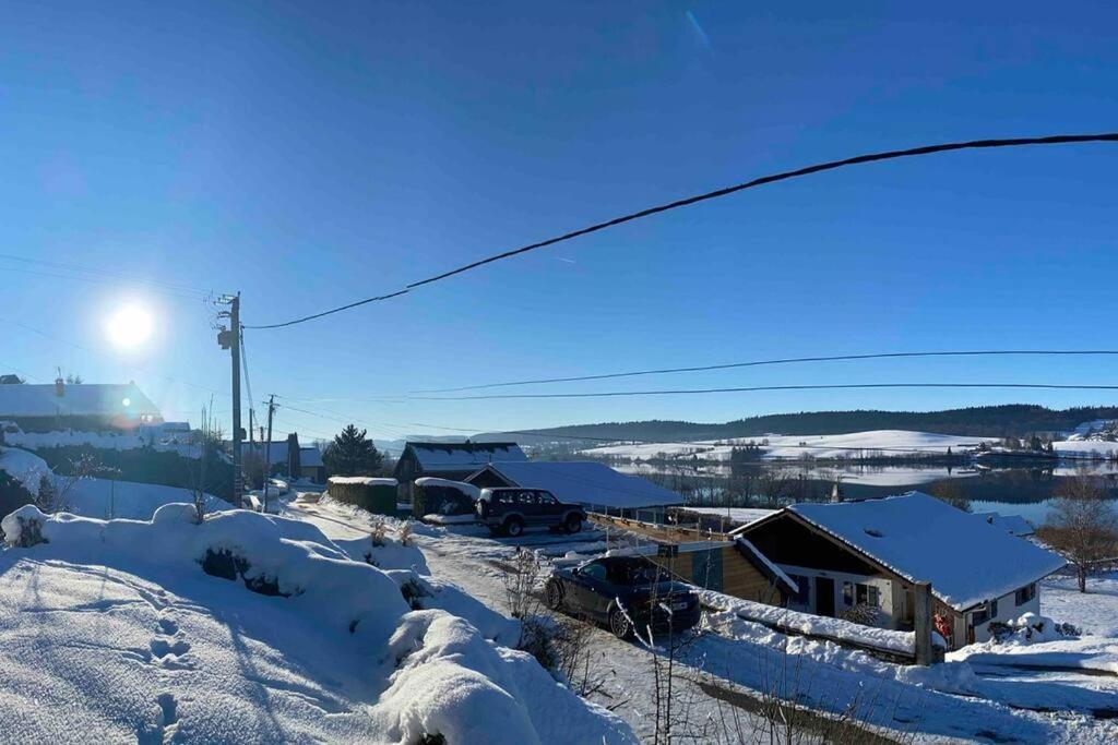 Renove Au Bord Du St Point Chalet Montperreux