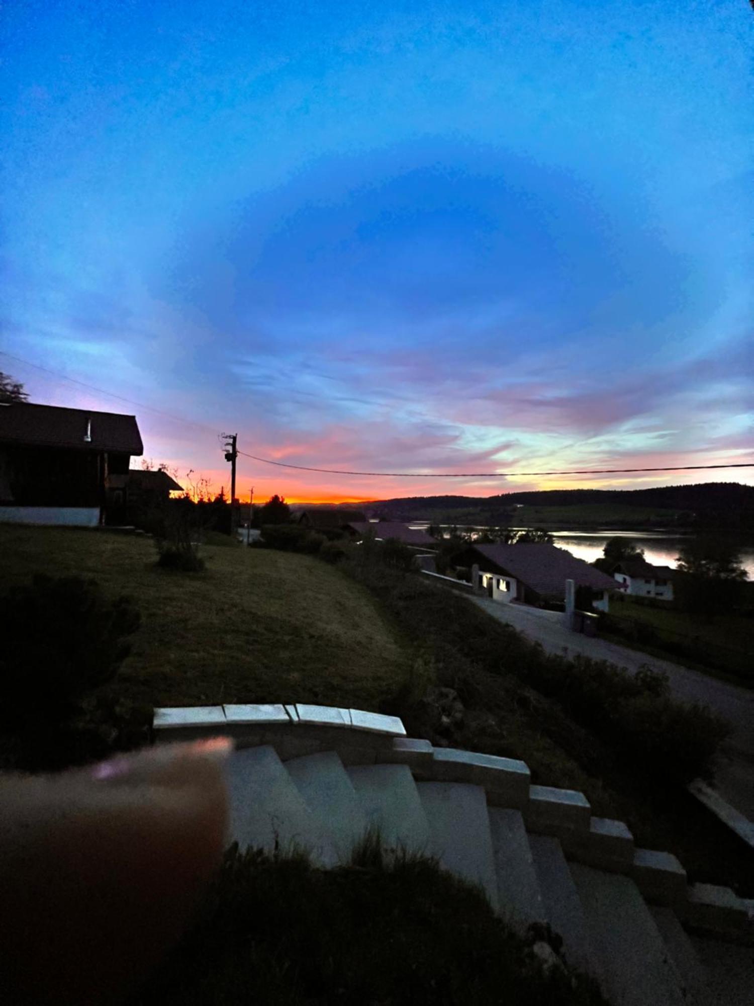 Renove Au Bord Du St Point Chalet